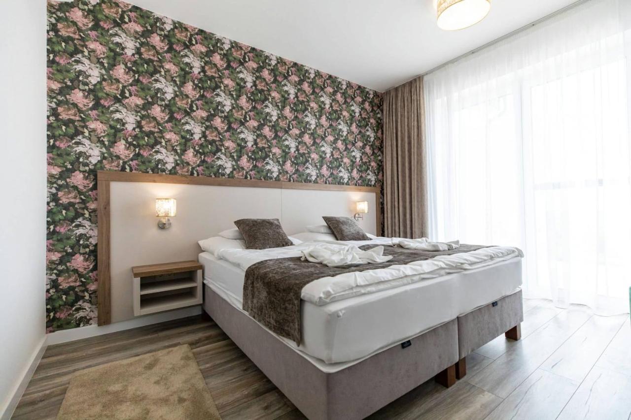 Aszuvilag Rezidencia With Sauna & Jacuzzi Legyesbenye المظهر الخارجي الصورة