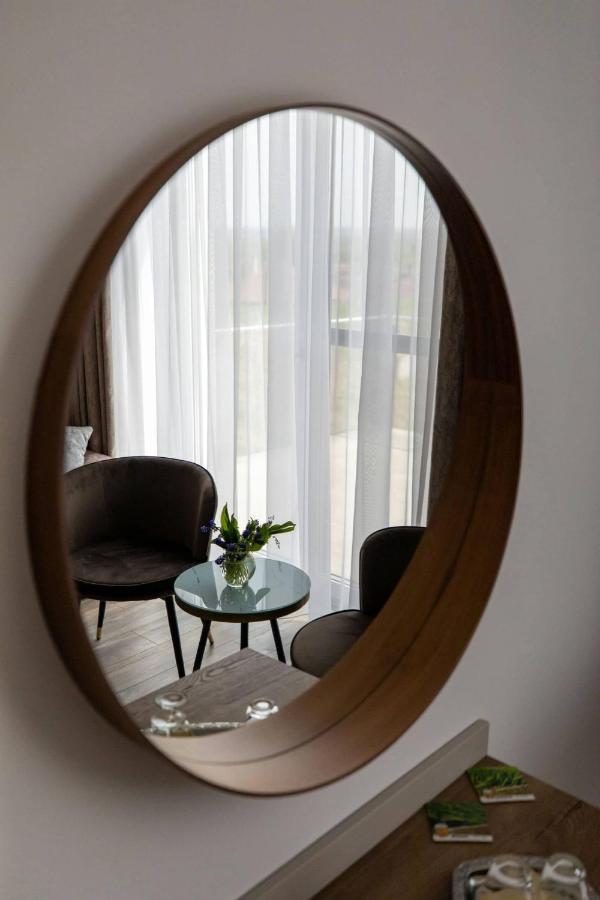 Aszuvilag Rezidencia With Sauna & Jacuzzi Legyesbenye المظهر الخارجي الصورة